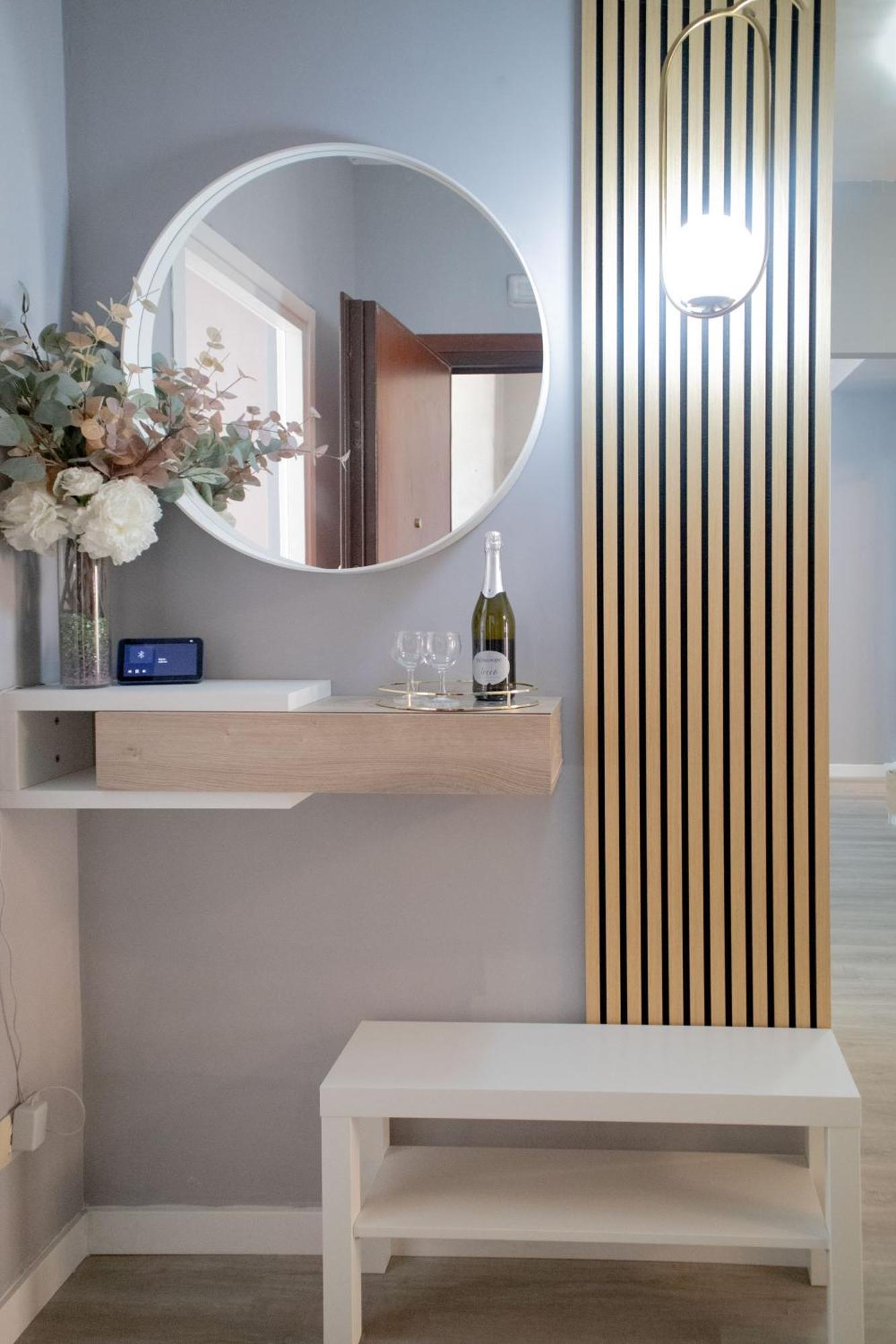 Sara's - Modern Near Metro, Perfect For Families And Groups In Appartamento